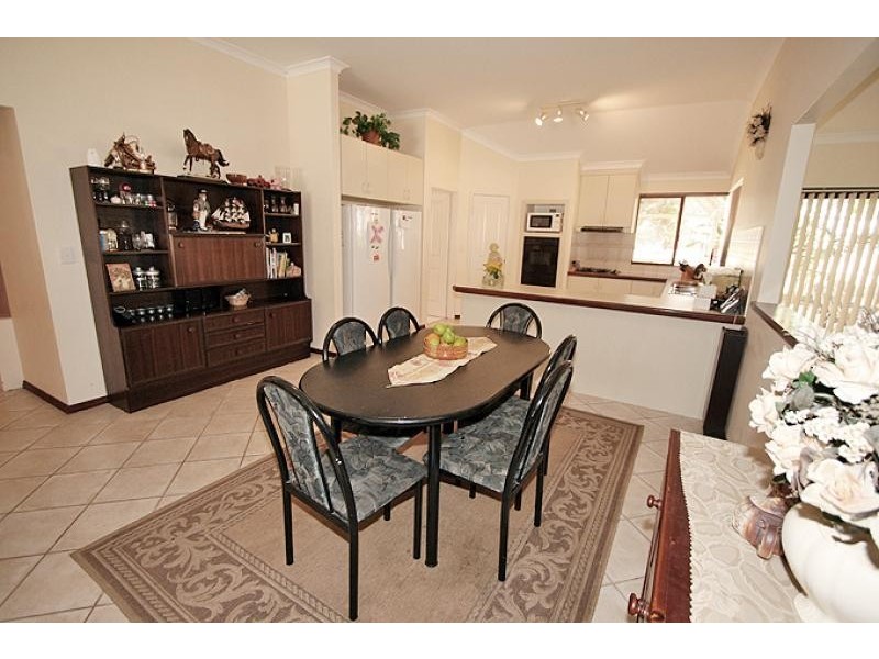 44 Eaglehawk Drive, Ravenswood WA 6208