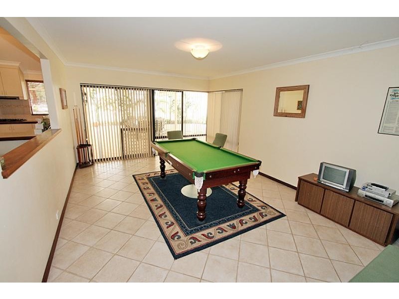 44 Eaglehawk Drive, Ravenswood WA 6208