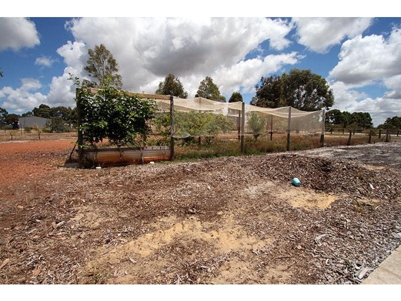 44 Eaglehawk Drive, Ravenswood WA 6208