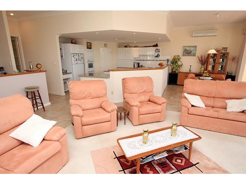 41 Cambria Island Retreat, Mandurah WA 6210