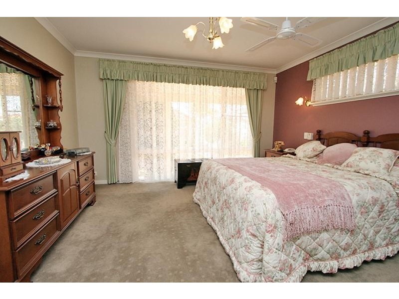 41 Cambria Island Retreat, Mandurah WA 6210