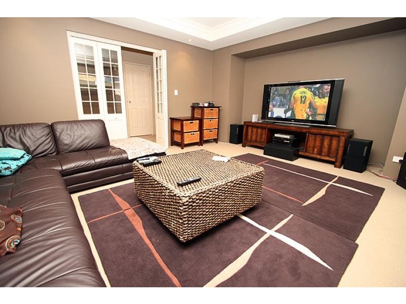 28 Hideaway Cove, Halls Head WA 6210