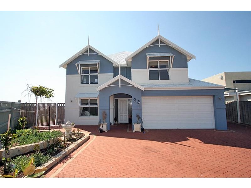 28 Hideaway Cove, Halls Head WA 6210