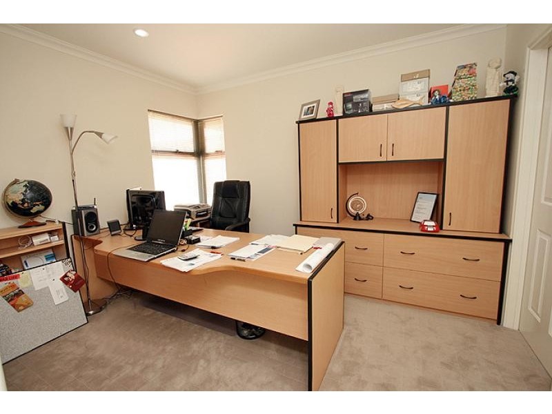 30 Tranquility Way, Halls Head WA 6210