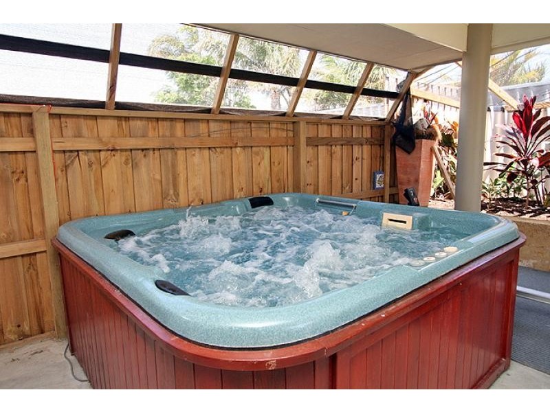 30 Tranquility Way, Halls Head WA 6210