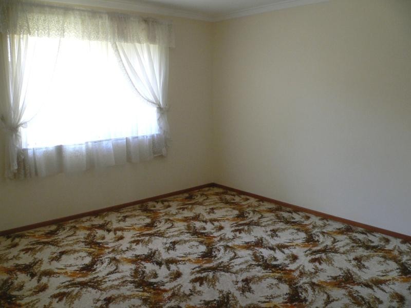 2 Muir Place, Halls Head WA 6210