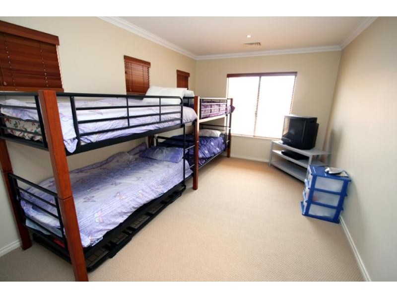 Unit 2/10 Winjan Place, Mandurah WA 6210