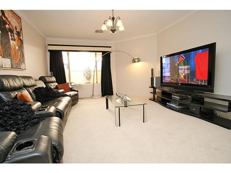 10 Capricorn Mews, Halls Head WA 6210
