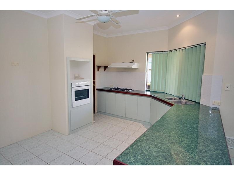 4 Kalgan Retreat, Greenfields WA 6210