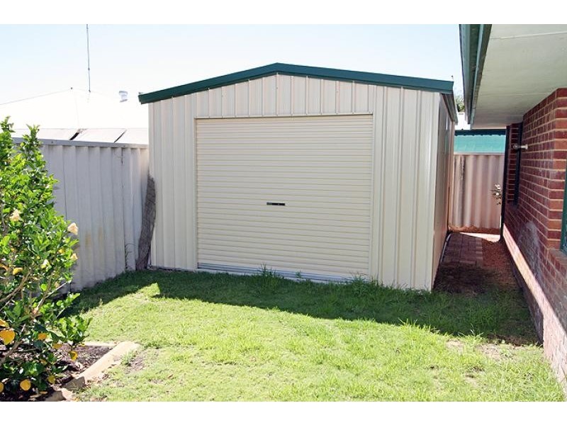 4 Kalgan Retreat, Greenfields WA 6210