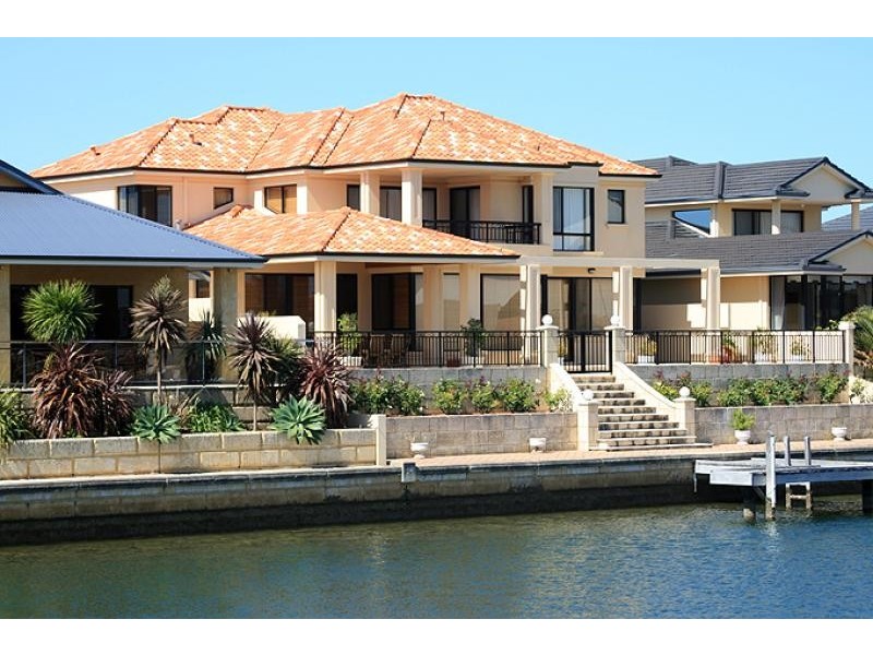 24 Picaroon Place, Mandurah WA 6210