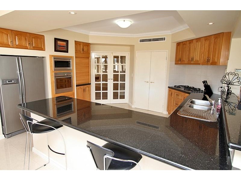 24 Picaroon Place, Mandurah WA 6210