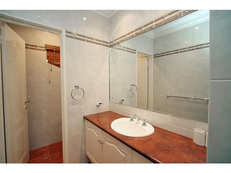 24 Picaroon Place, Mandurah WA 6210