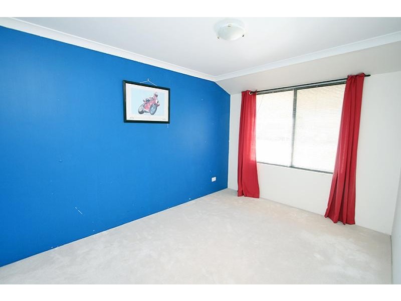 13 Lilly Pilly Lookout, Halls Head WA 6210