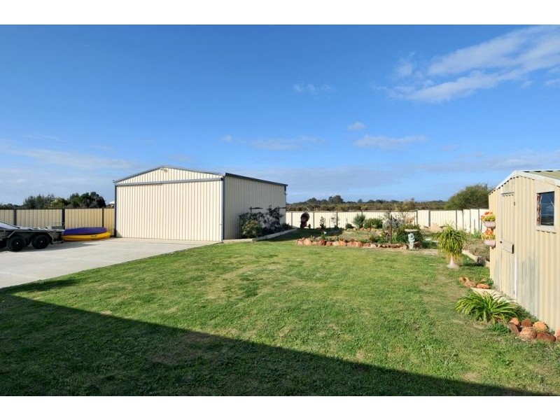 55 Murray Waters Boulevard, South Yunderup WA 6208