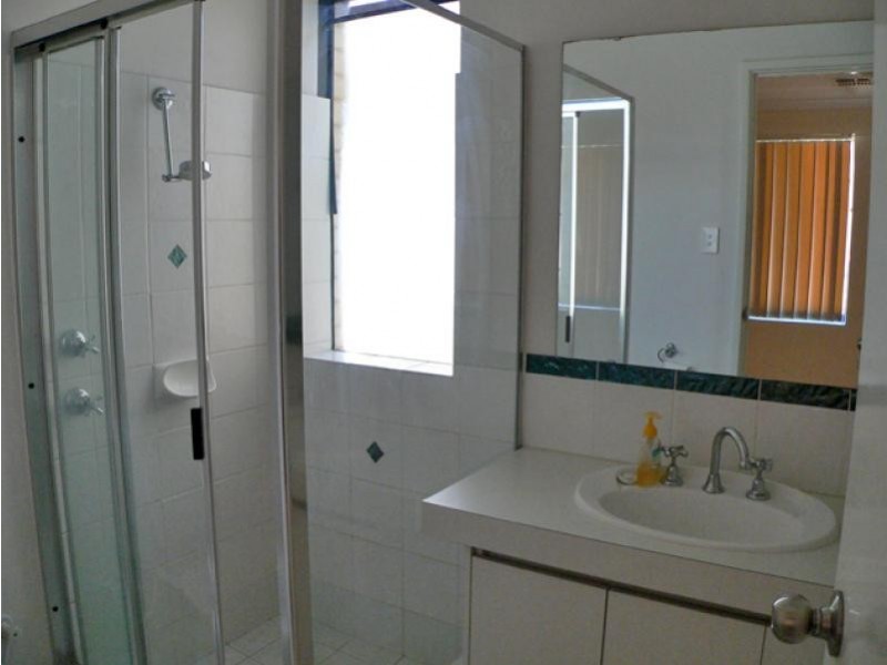 Unit 2/10 Davey Street, Mandurah WA 6210