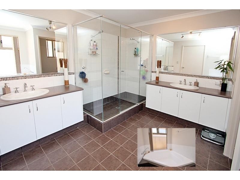 65 Seascapes Boulevard, Halls Head WA 6210