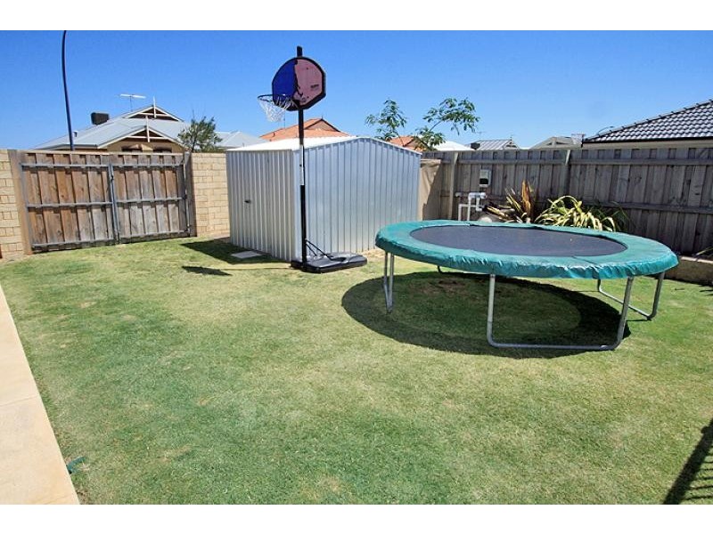 65 Seascapes Boulevard, Halls Head WA 6210