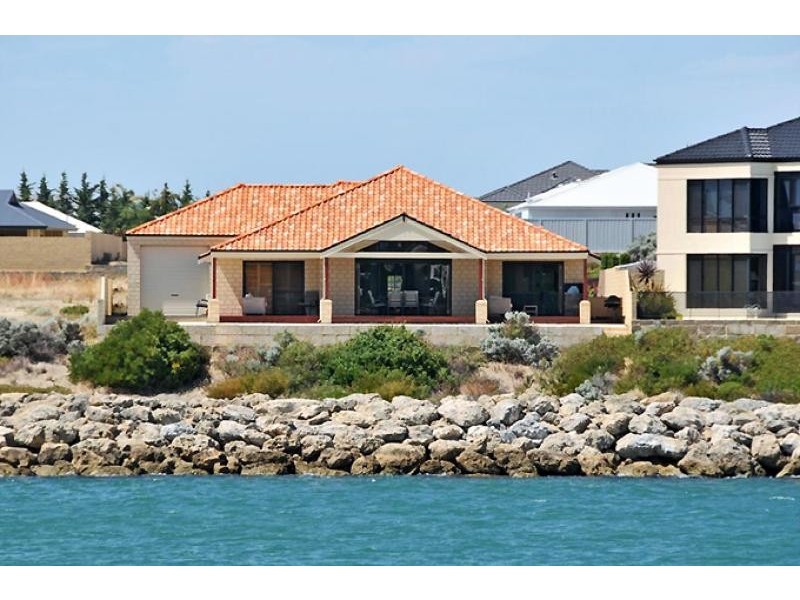 37 Australis Circle, Wannanup WA 6210