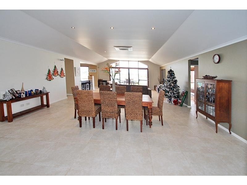 37 Australis Circle, Wannanup WA 6210