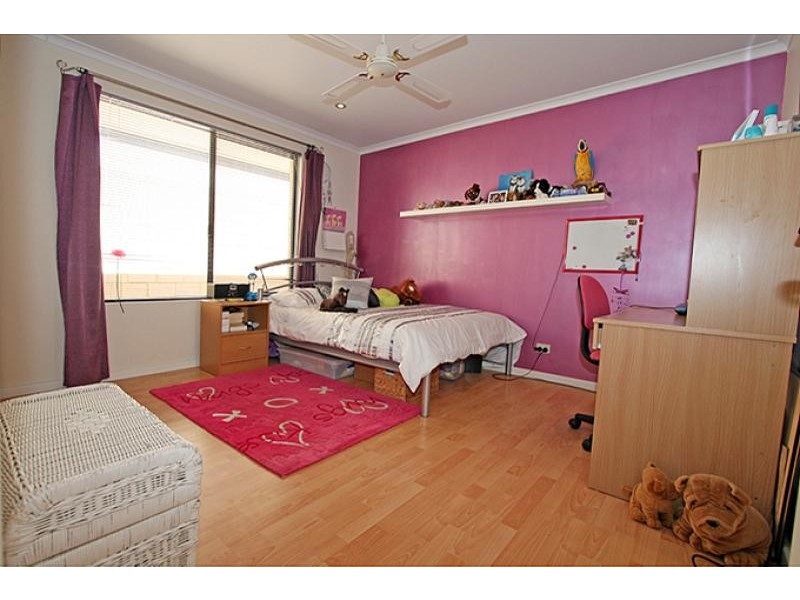 37 Australis Circle, Wannanup WA 6210