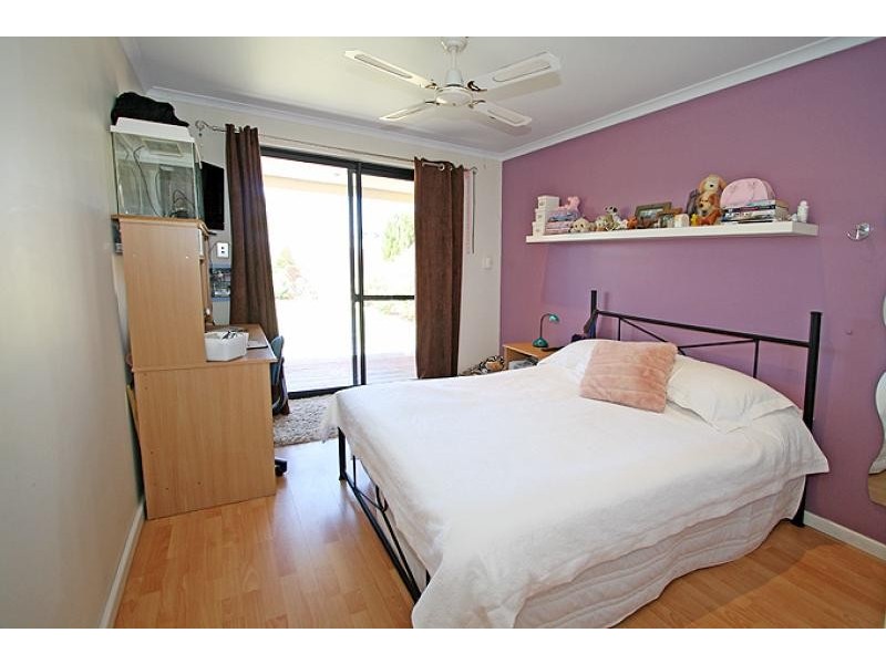 37 Australis Circle, Wannanup WA 6210