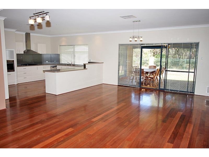 26 Bellavista Parade, Meadow Springs WA 6210