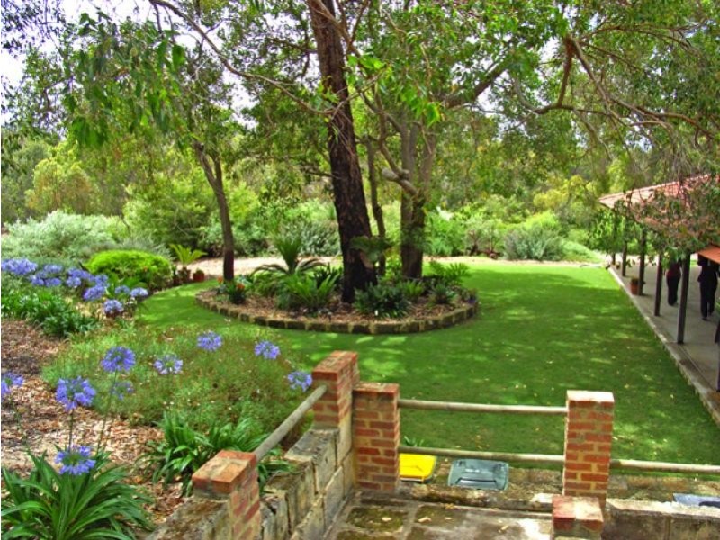 6 White hill Road, Mandurah WA 6210