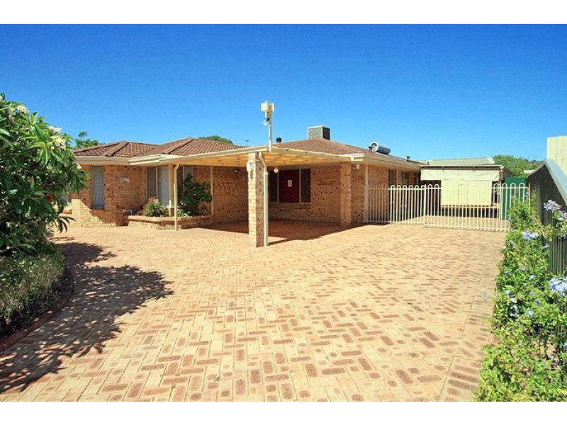 1 Sandalwood Parade, Halls Head WA 6210