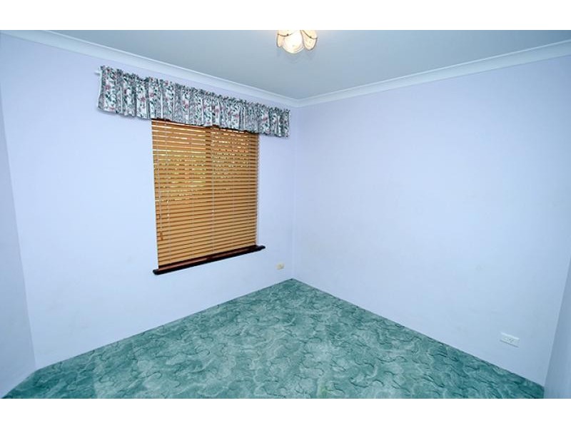 1 Sandalwood Parade, Halls Head WA 6210