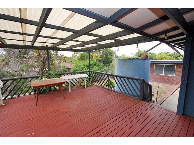 16 Success Street, Madora Bay WA 6210