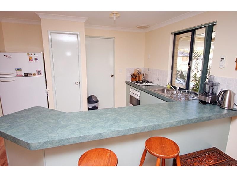 5 Lucidus Retreat, Greenfields WA 6210