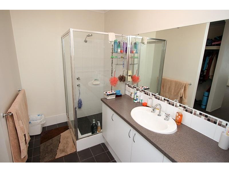 35 Lismore Ridge, Lakelands WA 6180