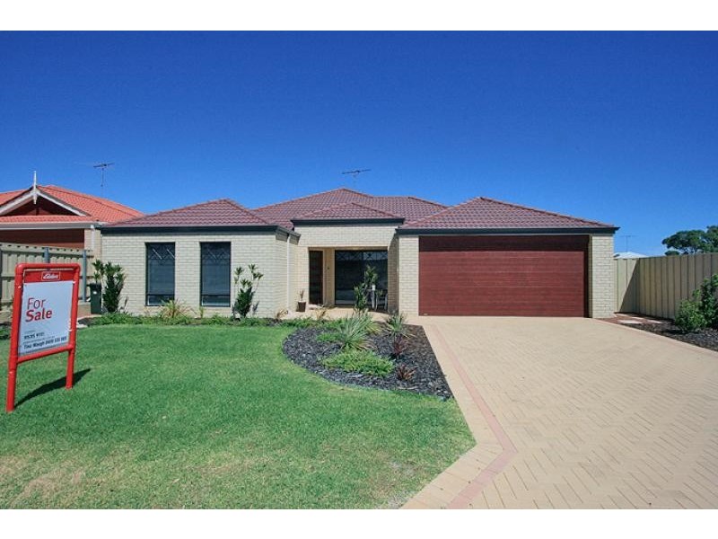 24 Scarab Court, Halls Head WA 6210