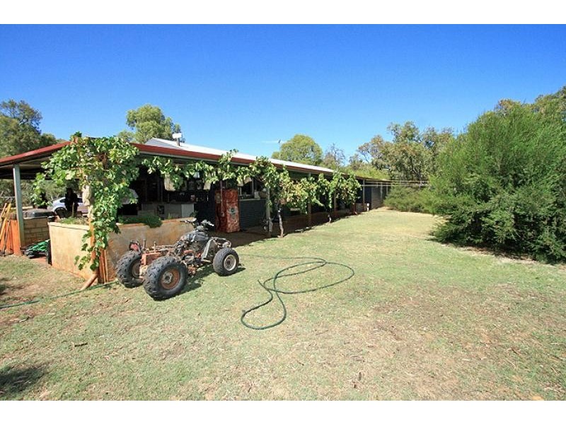 95 Hougham Road, Barragup WA 6210