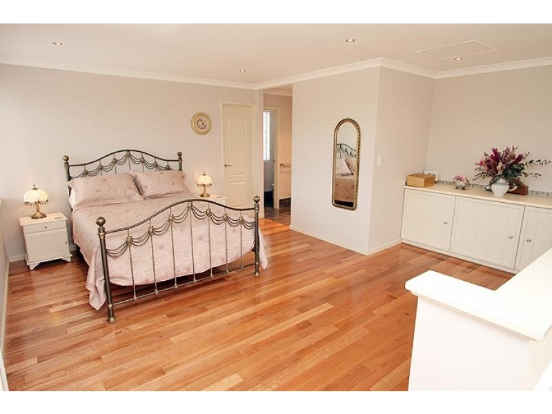38 Boardwalk Boulevard, Halls Head WA 6210
