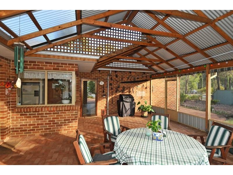 86 Victoria Circle, Greenfields WA 6210
