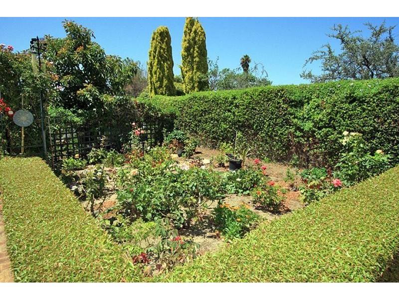 13 Mekong Way, Greenfields WA 6210