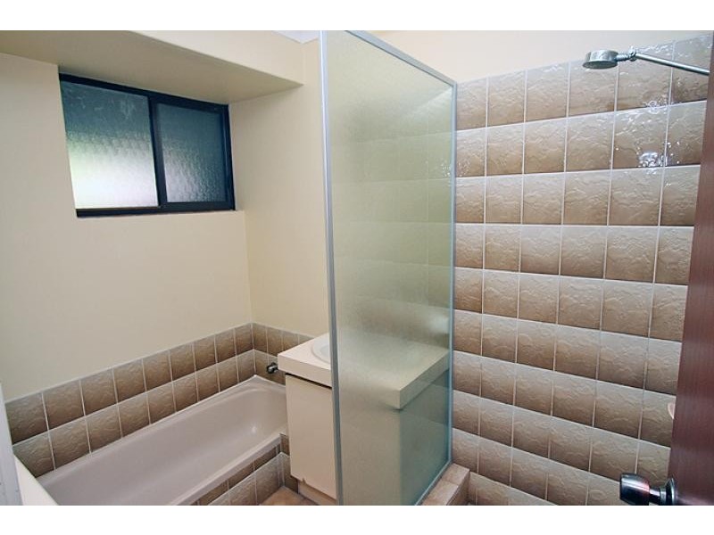 2 Liston Place, Greenfields WA 6210