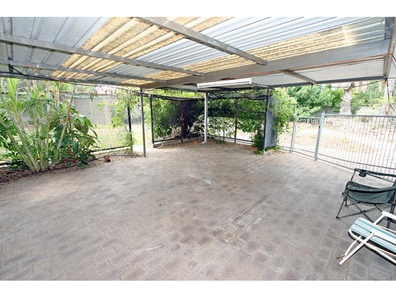 2 Liston Place, Greenfields WA 6210