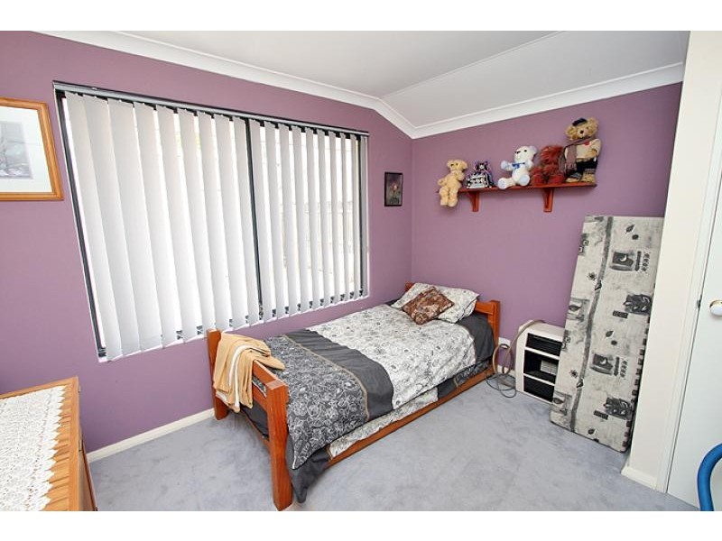 24 Waxflower Vista, Halls Head WA 6210