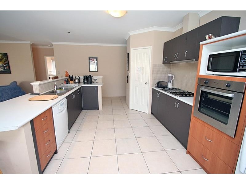 27 Petit Loop, Dudley Park WA 6210