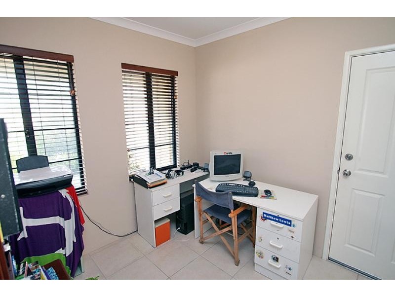 27 Petit Loop, Dudley Park WA 6210