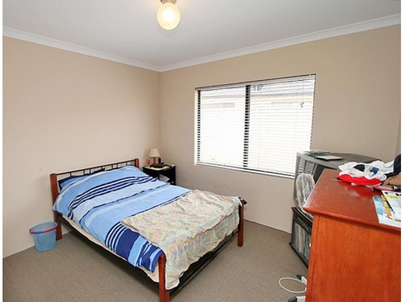 27 Petit Loop, Dudley Park WA 6210