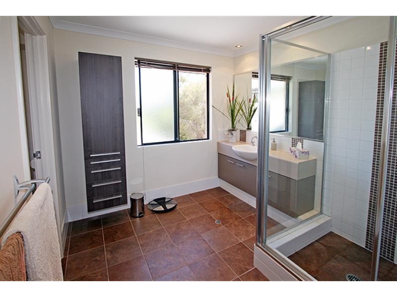 72 Flinders Street, Falcon WA 6210