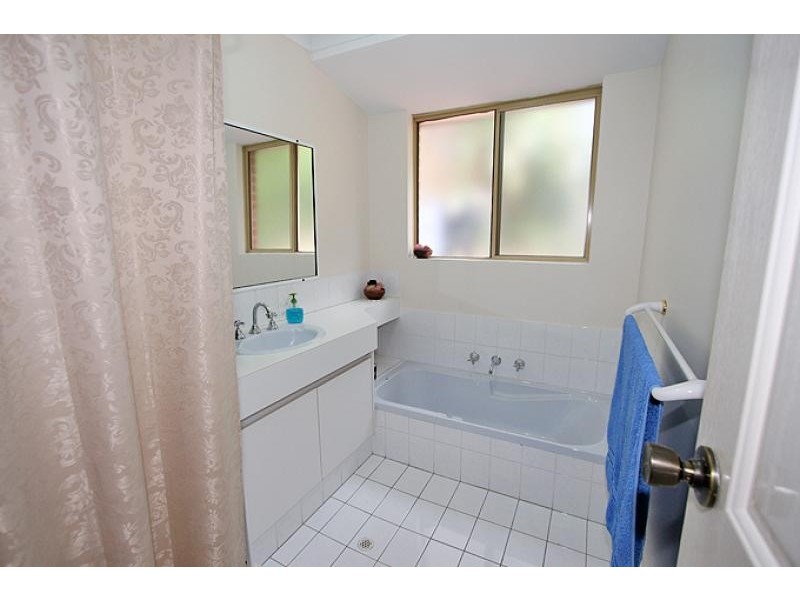 5 Sage Court, Halls Head WA 6210