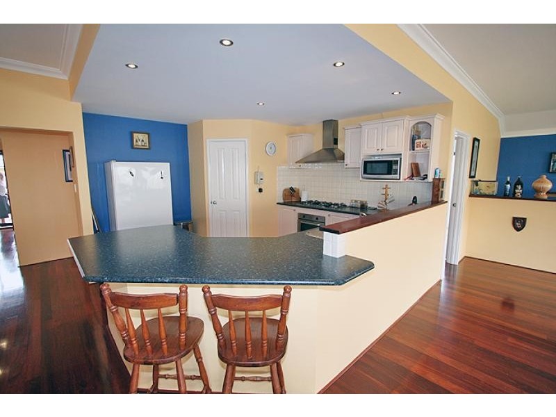 5 Tamar Break, Madora Bay WA 6210