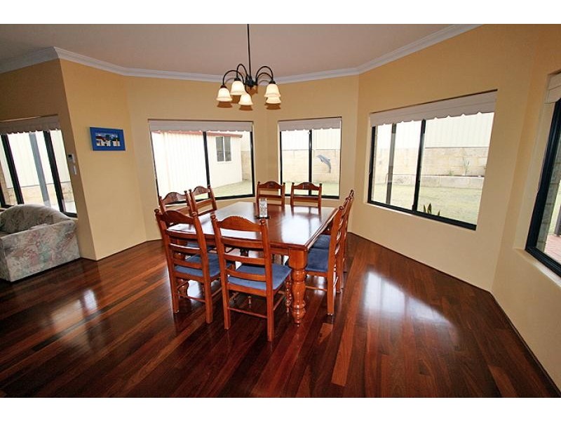 5 Tamar Break, Madora Bay WA 6210