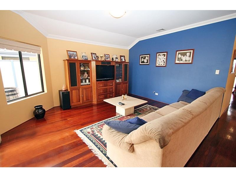 5 Tamar Break, Madora Bay WA 6210