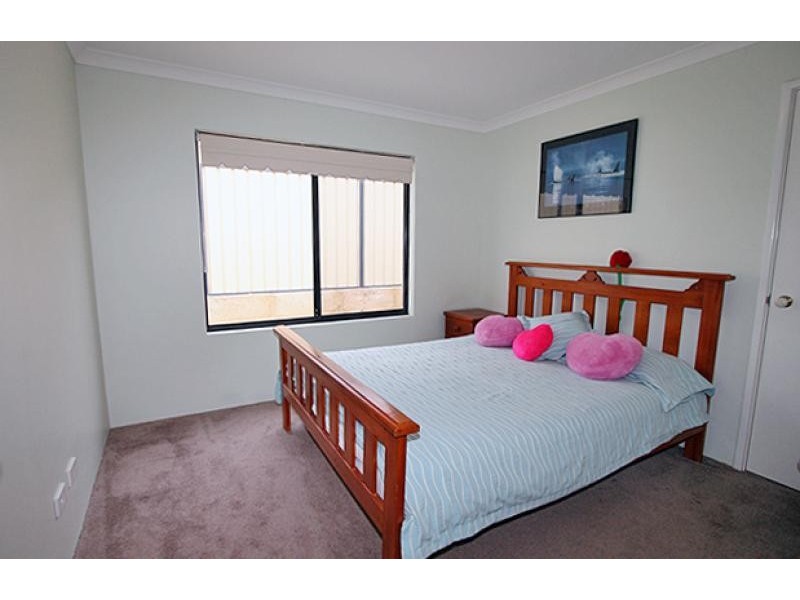 5 Tamar Break, Madora Bay WA 6210